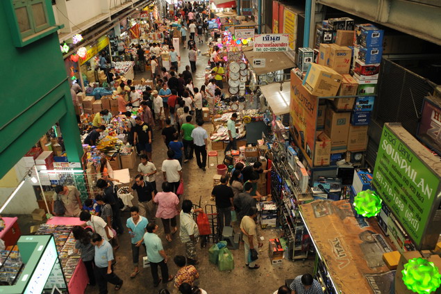 Klong Thom : Saturday Night Market