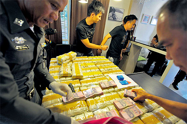 Bangkok Post - Police seize 1 million speed pills