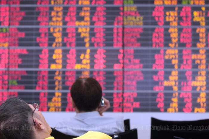 Bangkok Post - SET closes down 4.87 to 1,582.14