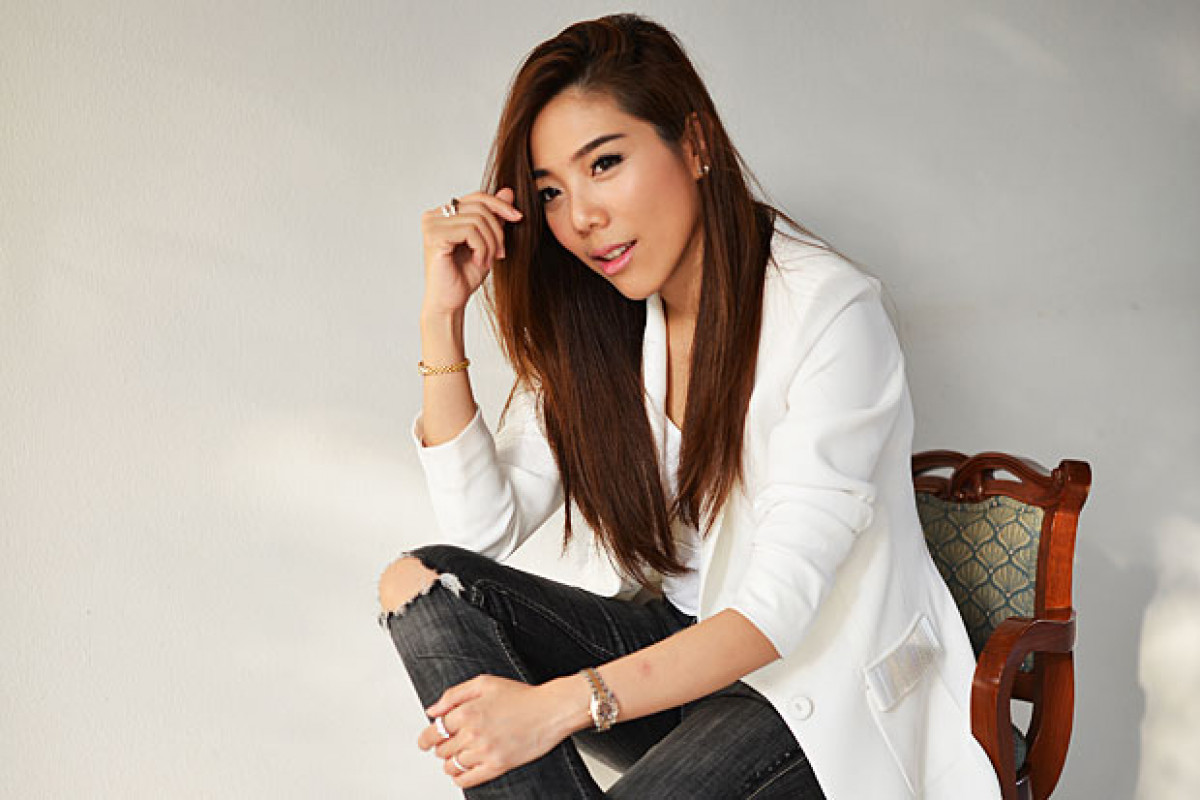 Thara Rack Bangkok Post - Triumphant Thara