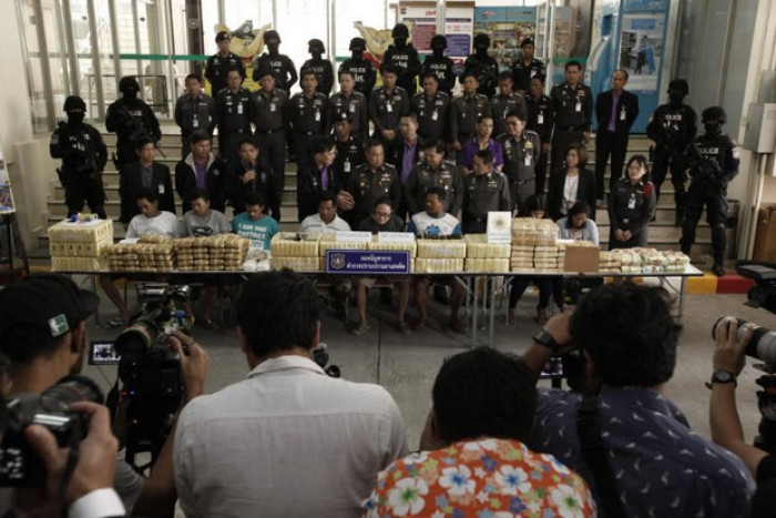 Bangkok Post - Speed pills, ice seized in huge drugs bust