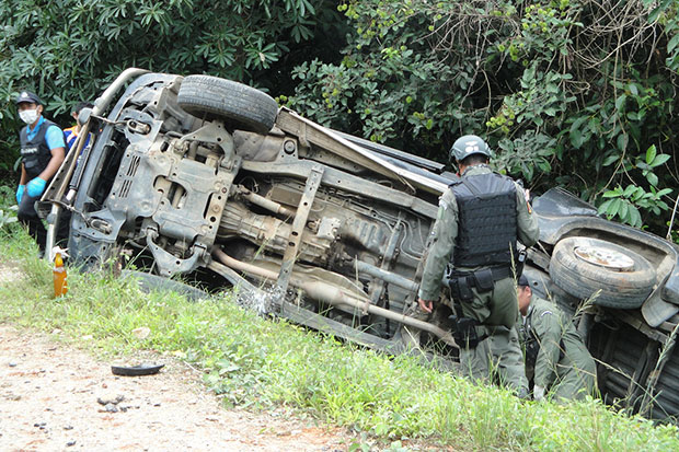 Ranger killed, 10 hurt by Narathiwat bombs