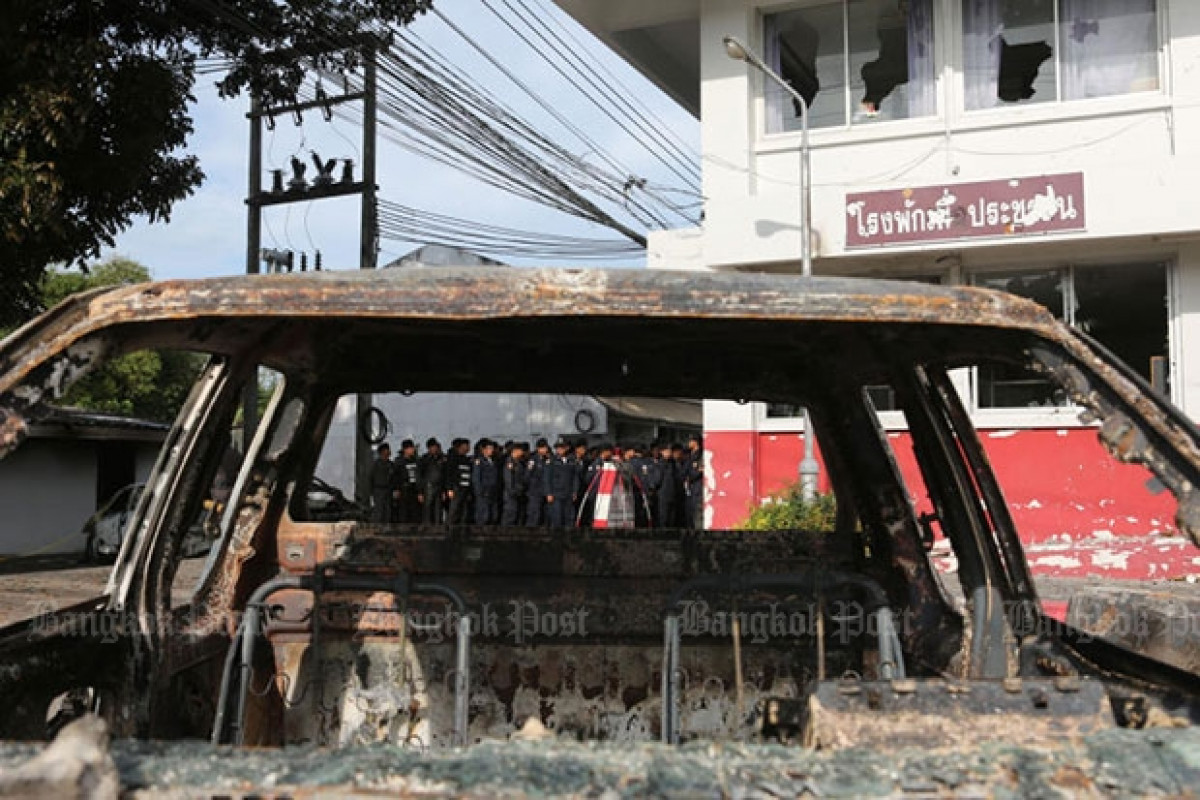 Bangkok Post - Police seek warrants for 9 teens over riot in Phuket
