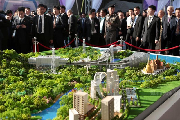A model of the operations control centre is displayed at a ceremony held on Saturday to officially launch the Thai-Chinese train project at Chiang Rak Noi station in Bang Pa-in district of Ayutthaya. (Photo by Chanat Katanyu) A model of the operations control centre is displayed at a ceremony held on Saturday to officially launch the Thai-Chinese train project at Chiang Rak Noi station in Bang Pa-in district of Ayutthaya. (Photo by Chanat Katanyu)