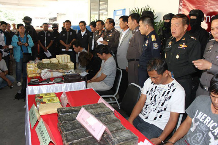 Bangkok Post - 'Influential' policeman arrested in Chiang Rai