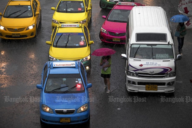 Tougher fines for bad drivers before taxi fare hike