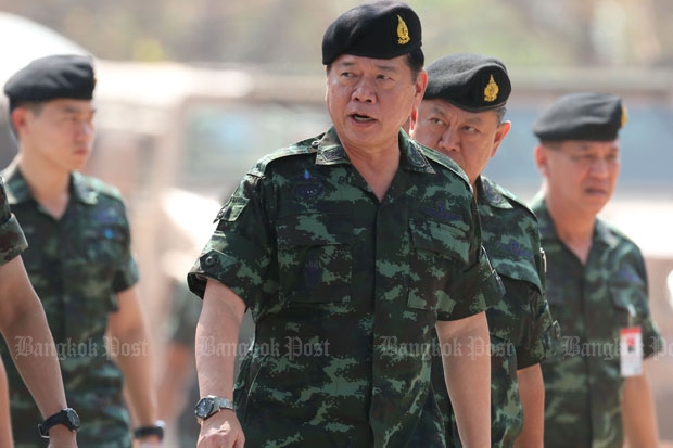 Army chief Theerachai Nakvanich has ordered immediate crackdown on attempts to mislead people on government work ahead of the constitutional referendum. (Photo by Pattarapong Chatpattarasill)