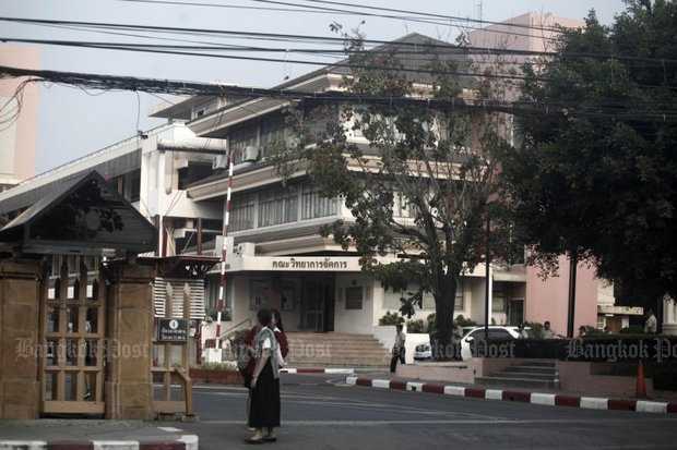 The 170 Thai universities, especially the Rajabhat system (above) are facing a crunch, as they have more places than secondary school graduate-applicants. (Photo by Pattanapong Hirunard)