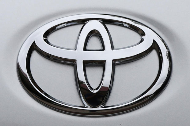 Car industry brushes off Toyota action