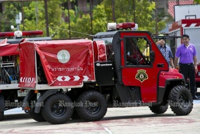 Fire truck controversy: Big price for small vehicles