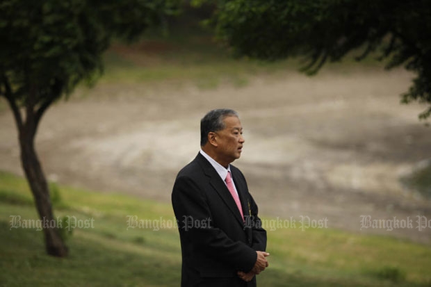 Bangkok Governor MR Sukhumbhand Paribatra waits for the arrival of Interior Minister Anupong Paojinda at Nong Bon in Prawes district on July 12, 2016. He has returned to Bangkok from Seoul after being suspended from office, but remains silent. (Photo by Pornprom Satrabhaya)