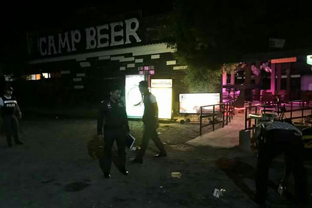 2 dead, cop charged, sacked after Samui pub brawl