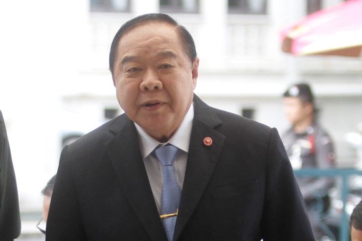 Prawit denies link to pro-military party