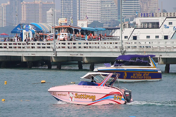 Laem Bali Hai pier in South Pattaya. (File photo by Chaiyot Pupattanapong)