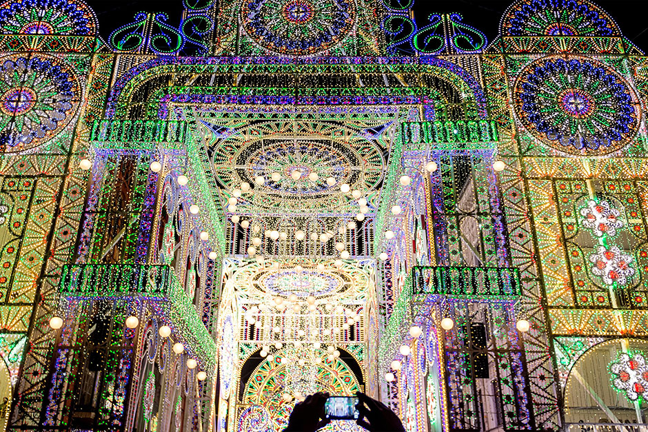 The light installation 'Renaissance Palace' by Italy's Marianolight is displayed during the Bella Skyway Festival 2017 in Torun, Poland, on Aug 22. The festival presents light-art installations and shows performed by artists from around the world. — EPA