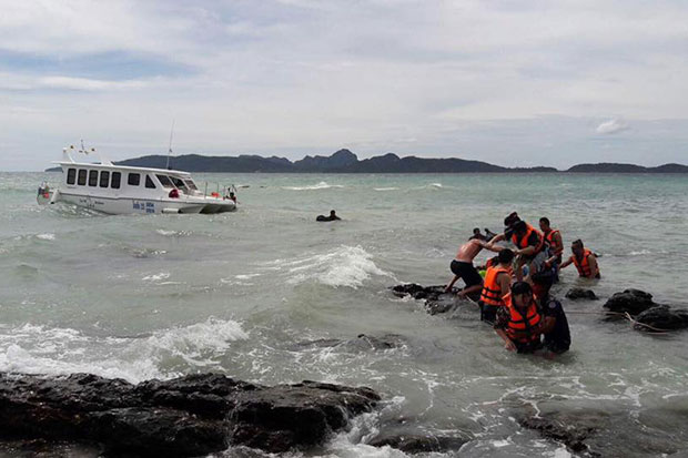 Tourists rescued in two Krabi boating incidents