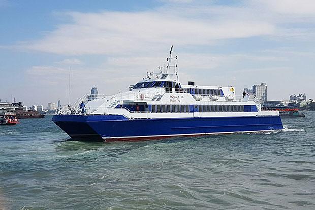 Pattaya-Hua Hin ferry free ride extended until Jan 31