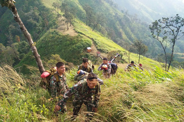 Knife's Blade Ridge closed after tourist falls