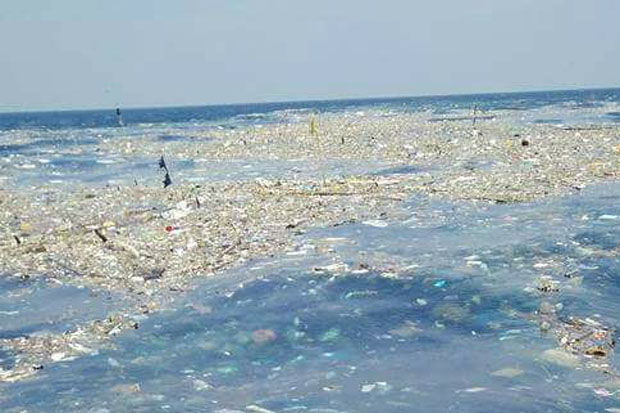 Huge floating garbage patch vanishes overnight