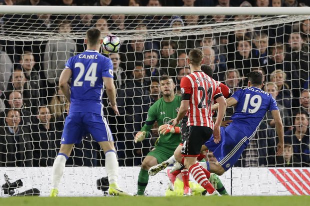 Chelsea beat Southampton; Terry makes rare appearance