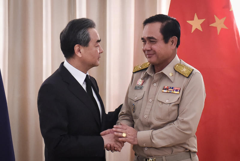 Thailand, China to move forward on train, EEC projects