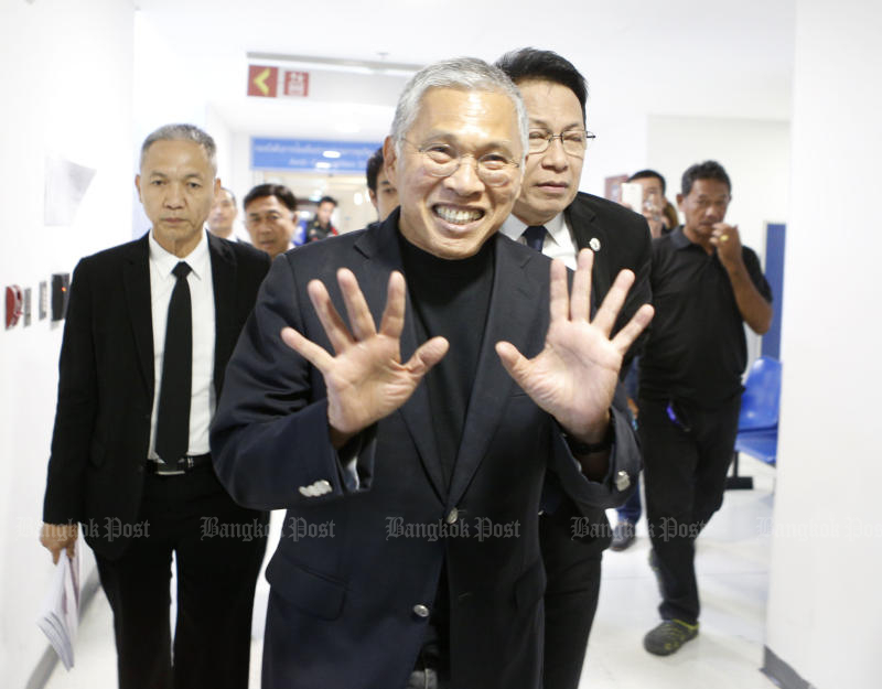 Bangkok Post Watana vows to support Yingluck