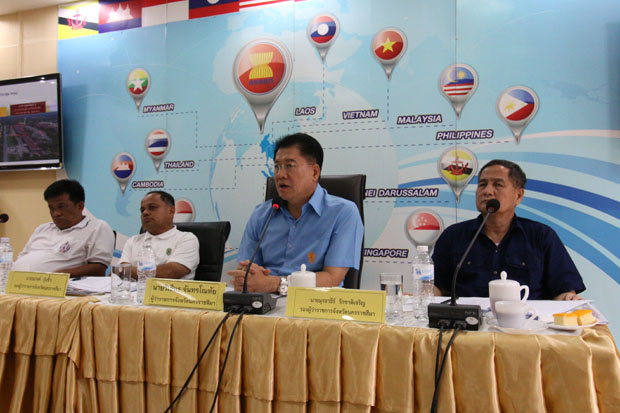 Mobile cabinet meeting in Korat Aug 22