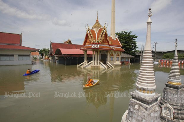 Bangkok improvises to stay afloat