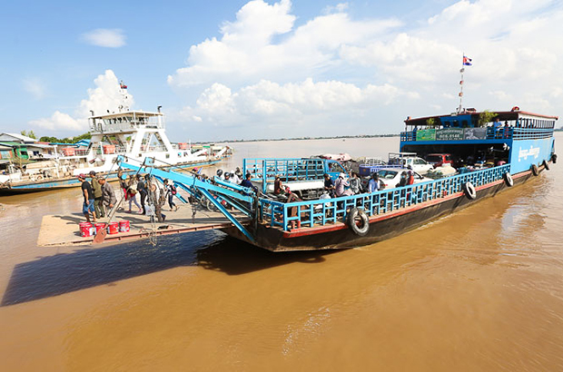 Water taxi service for Phnom Penh by April