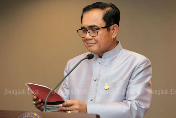 Pheu Thai urges junta to end ban on political activity