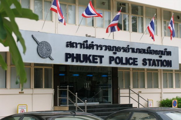 Phuket police failed to report 1,700 law-breaking foreigners to immigration, raising suspicions of bribery. (Photo via Phuket News)