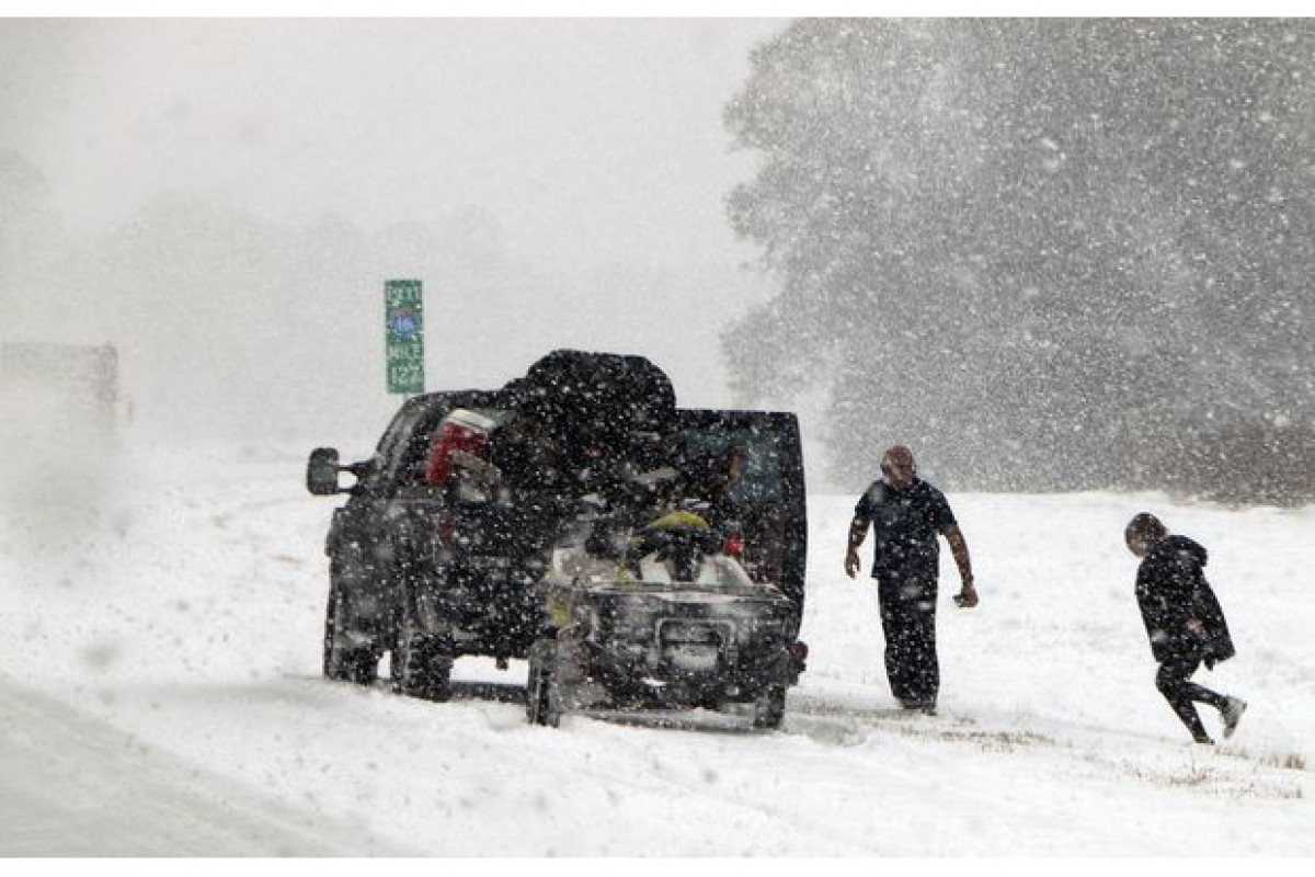 Bangkok Post - US East Coast braces for a deep freeze