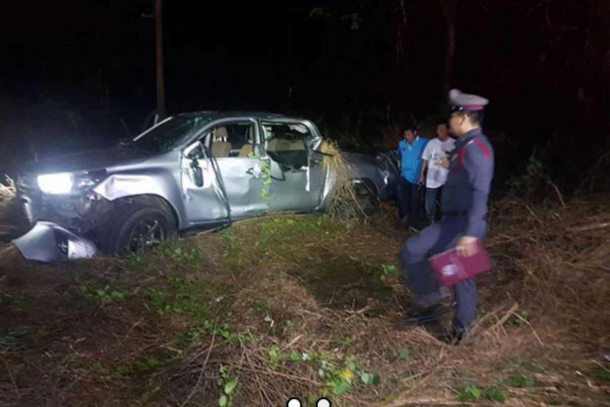 Bangkok Post - Two illegal workers killed, 13 hurt in pickup crash