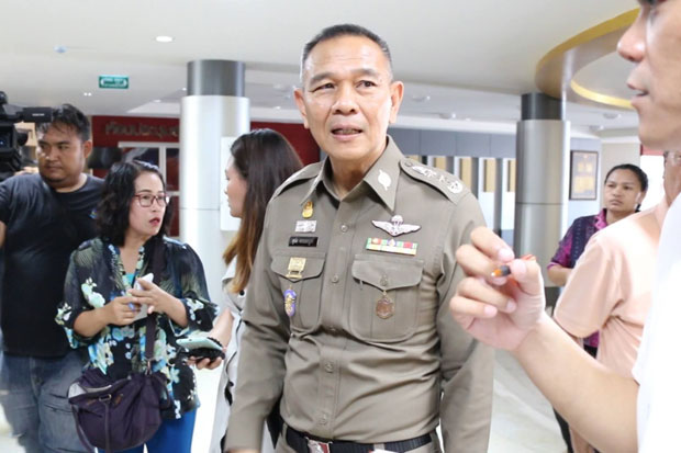 Former Loei police chief avoids B229m fraud questioning