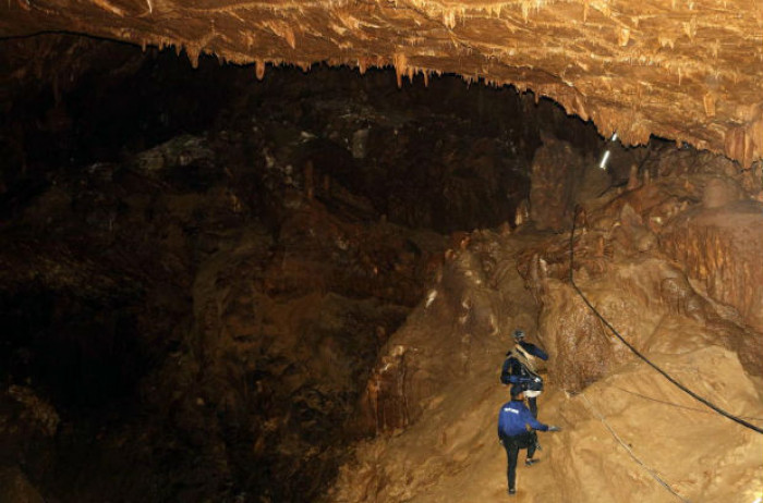 Bangkok Post - Underwater robot, airborne drones aid cave search