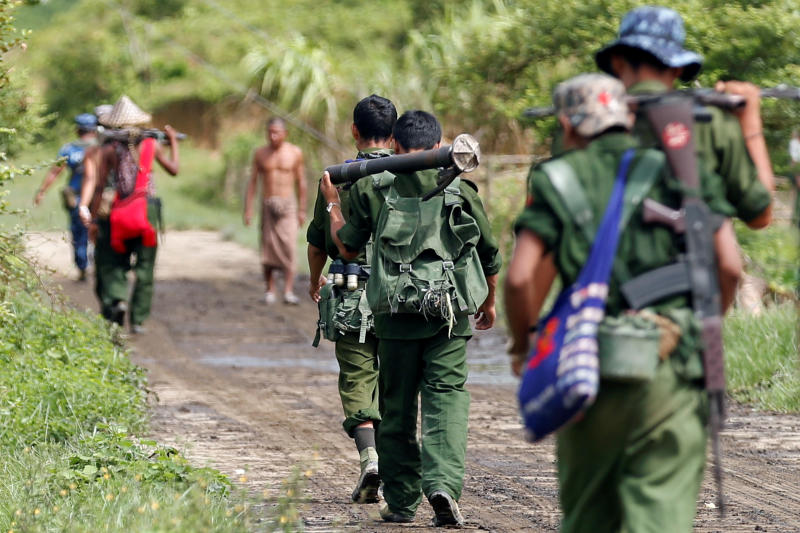 Myanmar soldiers patrol a road in Maungdaw on  Aug 31, 2017. (Reuters photo)