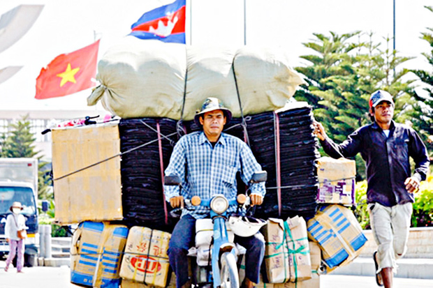 Cambodia and Vietnam agree to boost trade