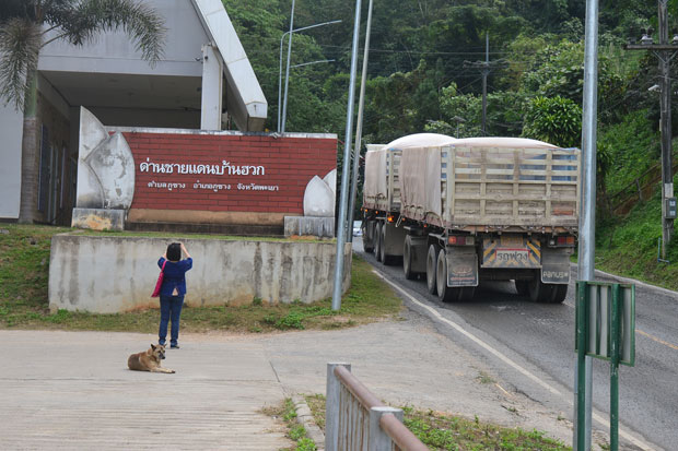 Laos 'might need a push' to take full advantage of border crossing