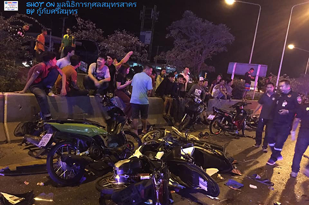 Street-racing motorcycle crash on Rama II Road kills 1, injures 18