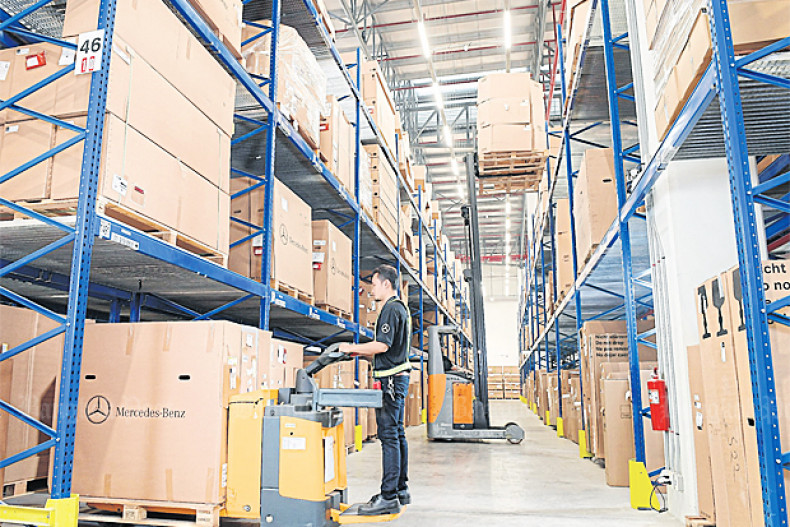 Bangkok Post Mercedes opens parts supply