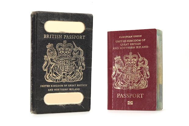 United Kingdom removes words 'European Union' from British passports