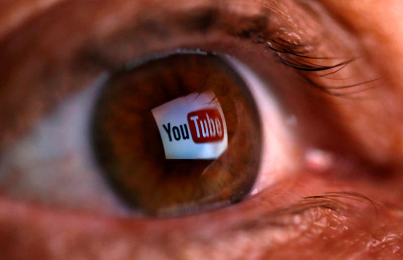 The Vietnamese Information and Communication Ministry asks companies not to advertise on videos hosted by Google's YouTube that contain The Vietnamese Information and Communication Ministry asks companies not to advertise on videos hosted by Google's YouTube that contain