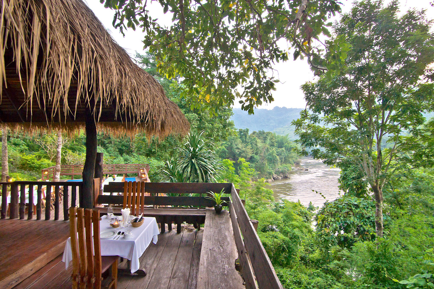 The Stunning River Kwai Home Phutoey