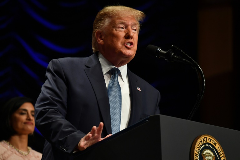 US President Donald Trump is escalating his attacks on social media, alleging bias and discrimination as he gathered with critics of Big Tech at a White House 'summit.' US President Donald Trump is escalating his attacks on social media, alleging bias and discrimination as he gathered with critics of Big Tech at a White House 'summit.'