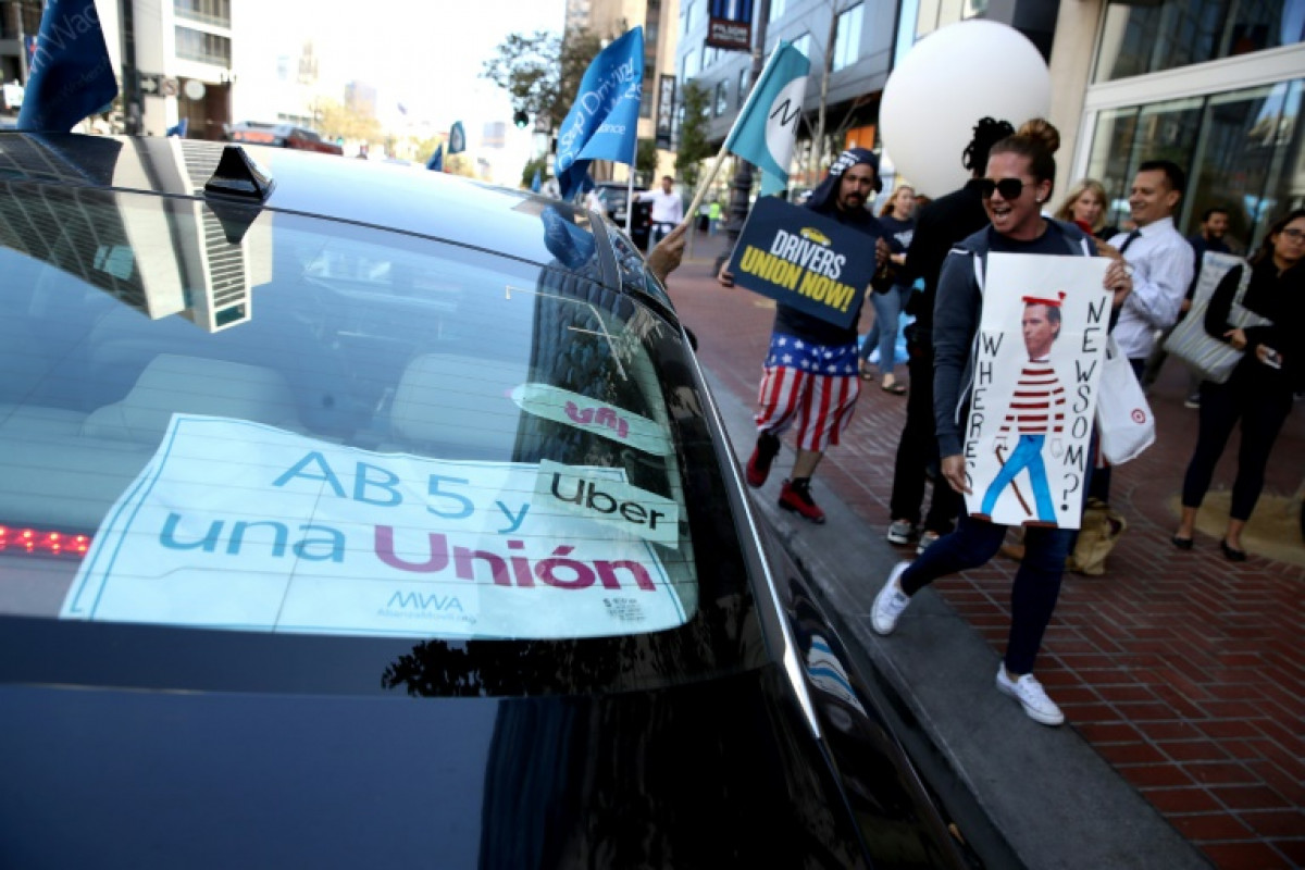 Bangkok Post - California governor signs law making gig workers employees