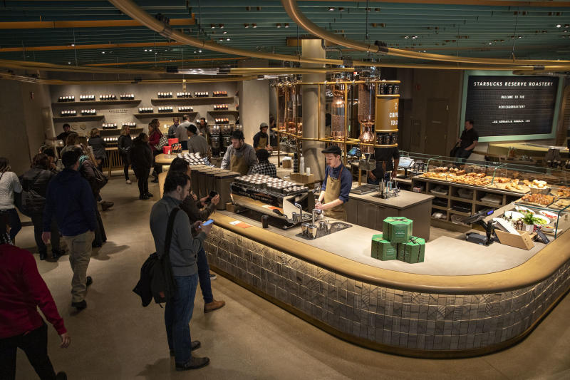 Largest Starbucks to open in Chicago