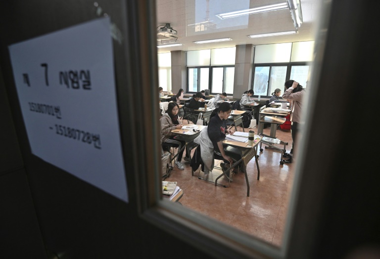 Day of reckoning as South Korean students take crucial exam