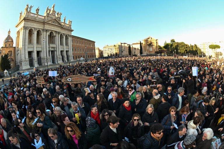 In Rome's immense San Giovanni Square, the crowd sang the anti-fascist anthem Bella Ciao In Rome's immense San Giovanni Square, the crowd sang the anti-fascist anthem Bella Ciao