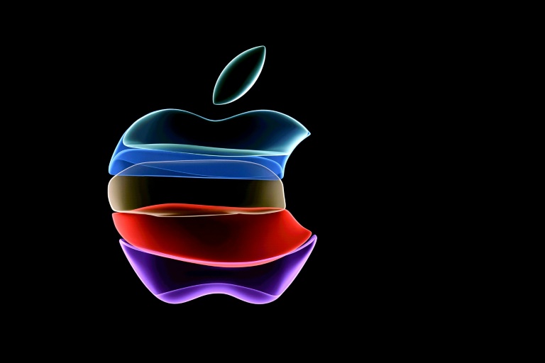 US tech giant apple said that all of its stores in China US tech giant apple said that all of its stores in China