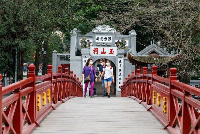 Vietnam bars visitors from UK, Schengen states